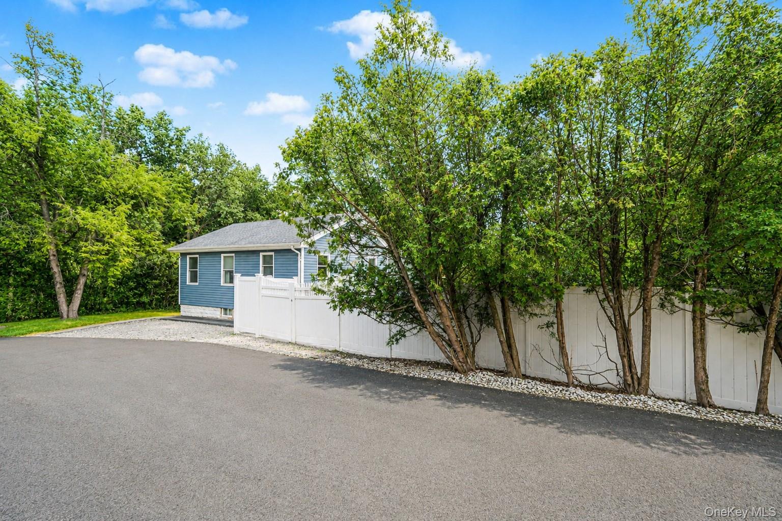 28 Weiner Street Property Photo 25