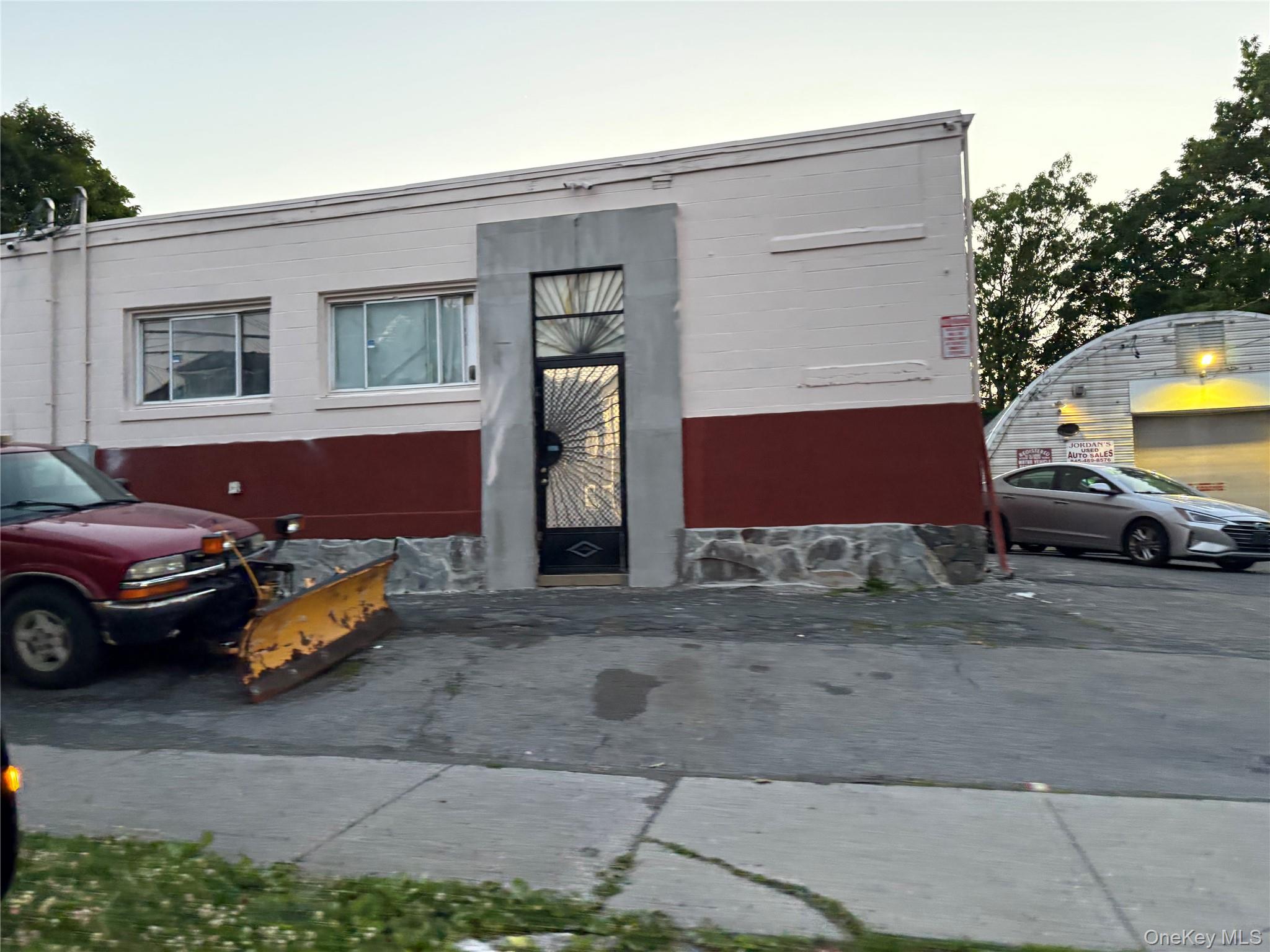 15 N White Street Property Photo 3