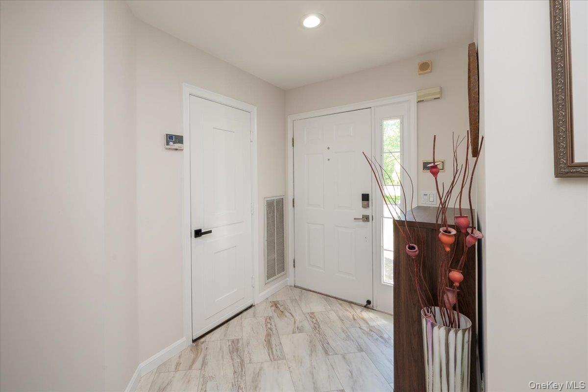 55 Lakebridge Drive S Property Photo 3