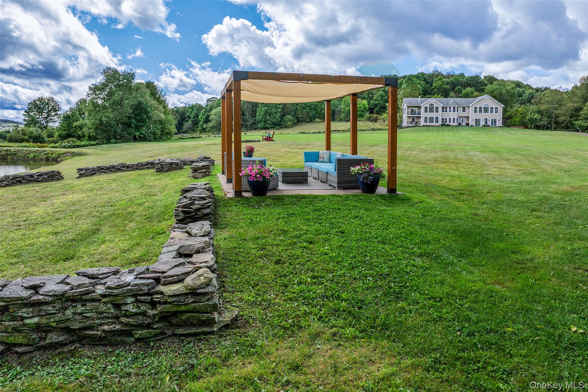 2651 Macgibbon Hollow Road Property Photo 4