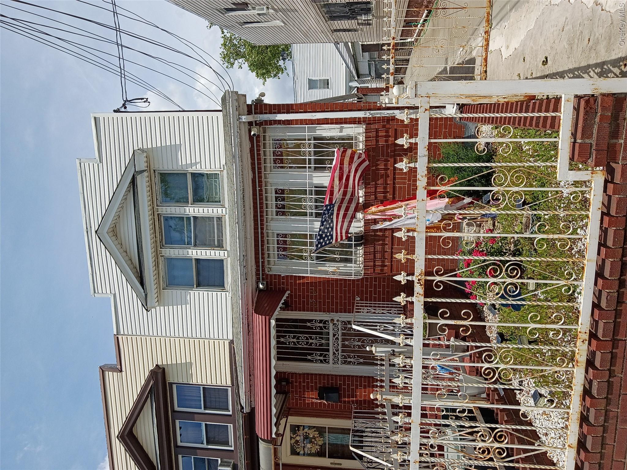11513 111th Avenue Property Photo 1