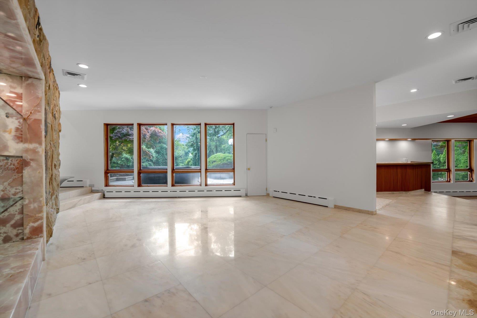 17 Forest Drive Property Photo 6