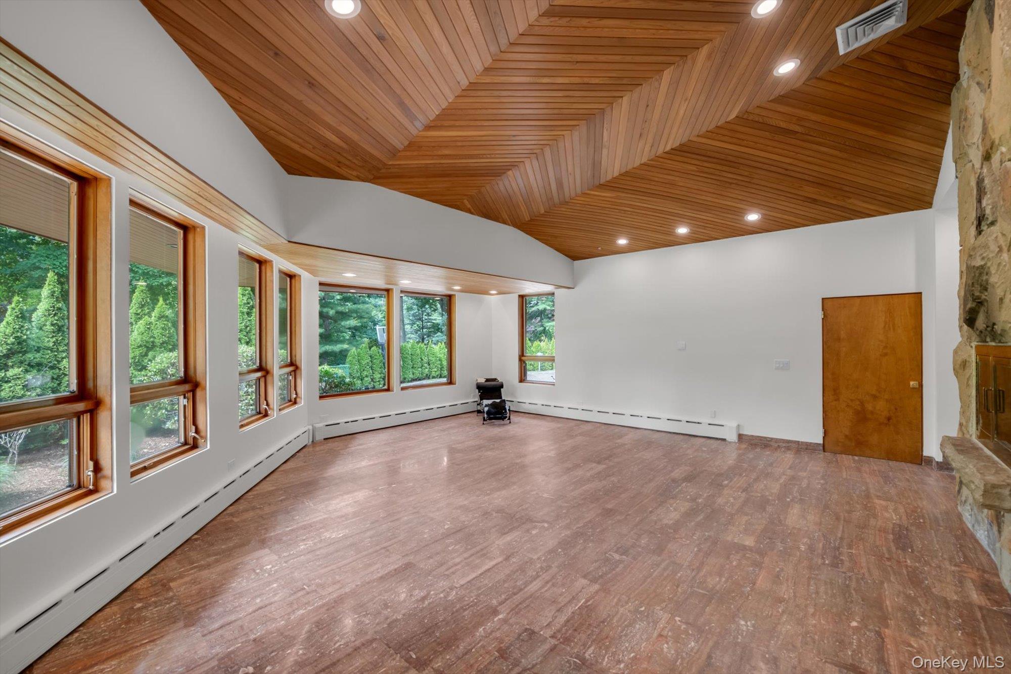 17 Forest Drive Property Photo 16