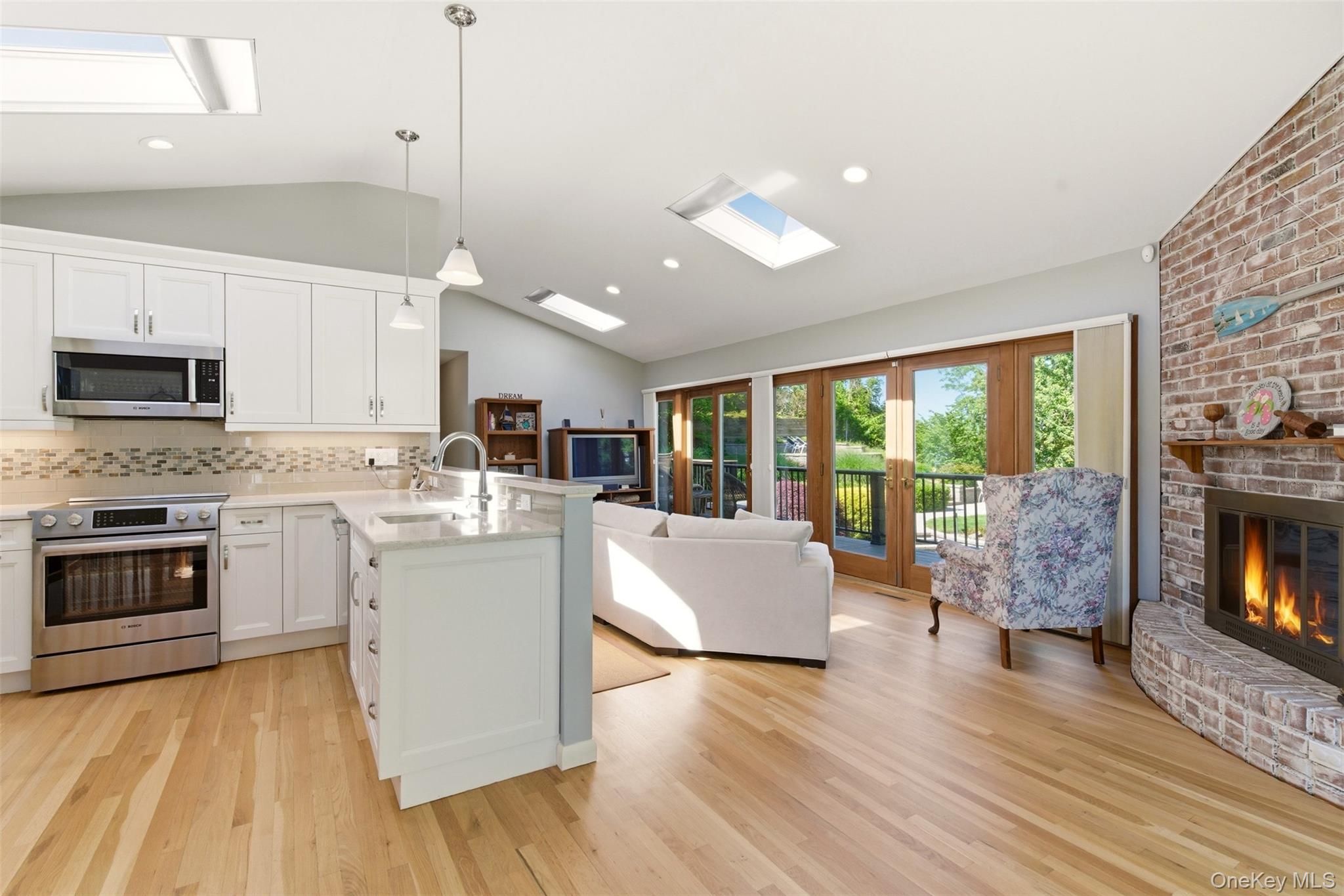 54 Westview Road Property Photo 7