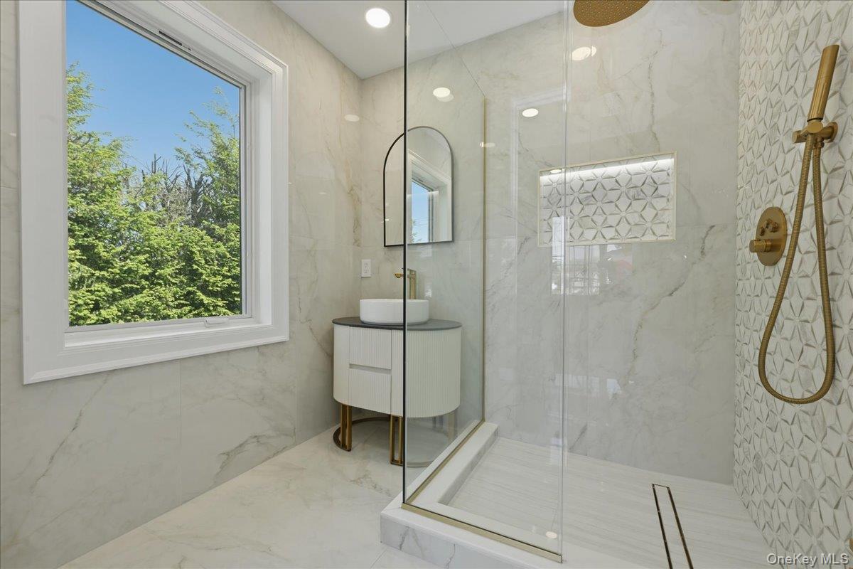 72 Haypath Road Property Photo 32