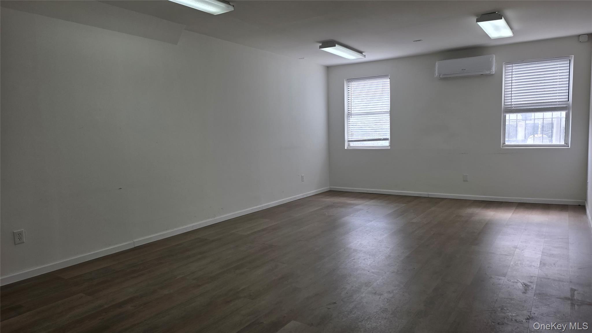 35-12 Farrington Street #2b Property Photo 2