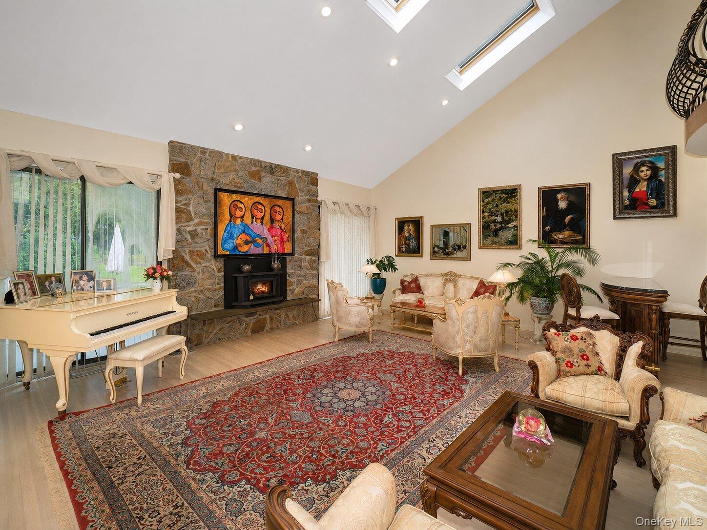 4 Stoneridge Court Property Photo 6