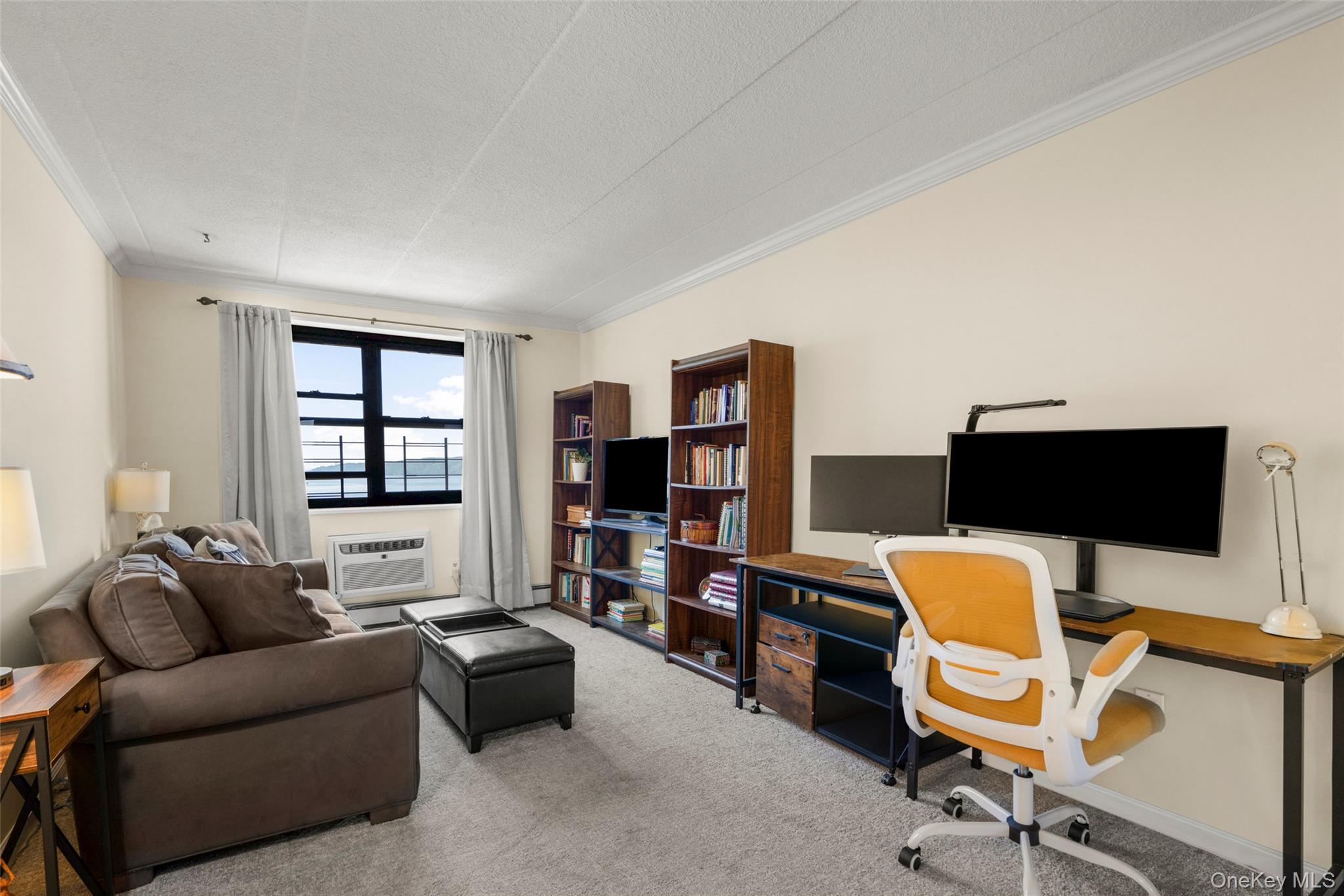 1085 Warburton Avenue 425 Property Photo 16