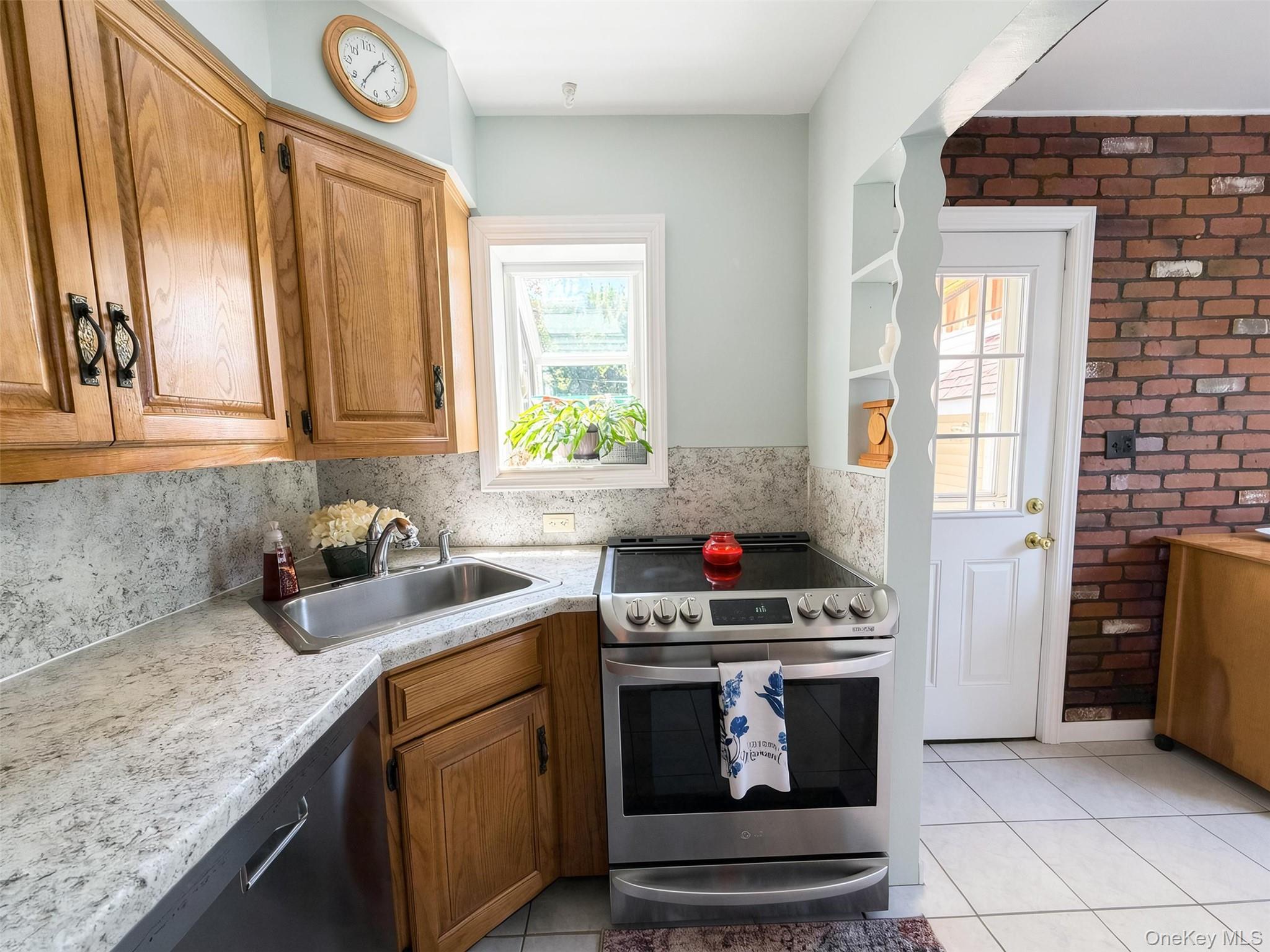 3584 Condor Road Property Photo 8
