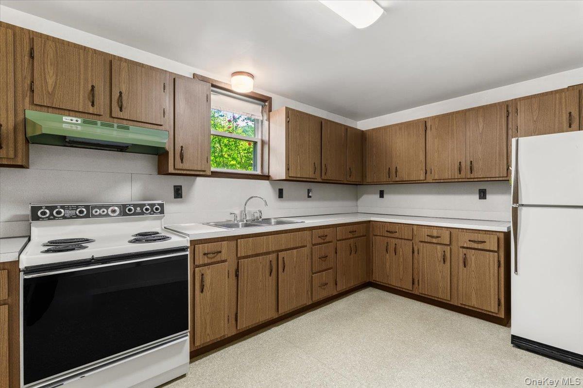 170 Atonement Avenue Property Photo 4