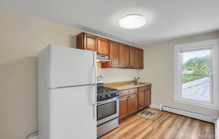 30 Spring Street Property Photo 10