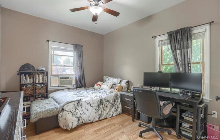 30 Spring Street Property Photo 17