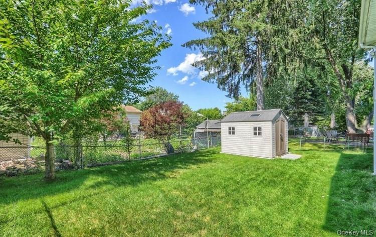 30 Spring Street Property Photo 28