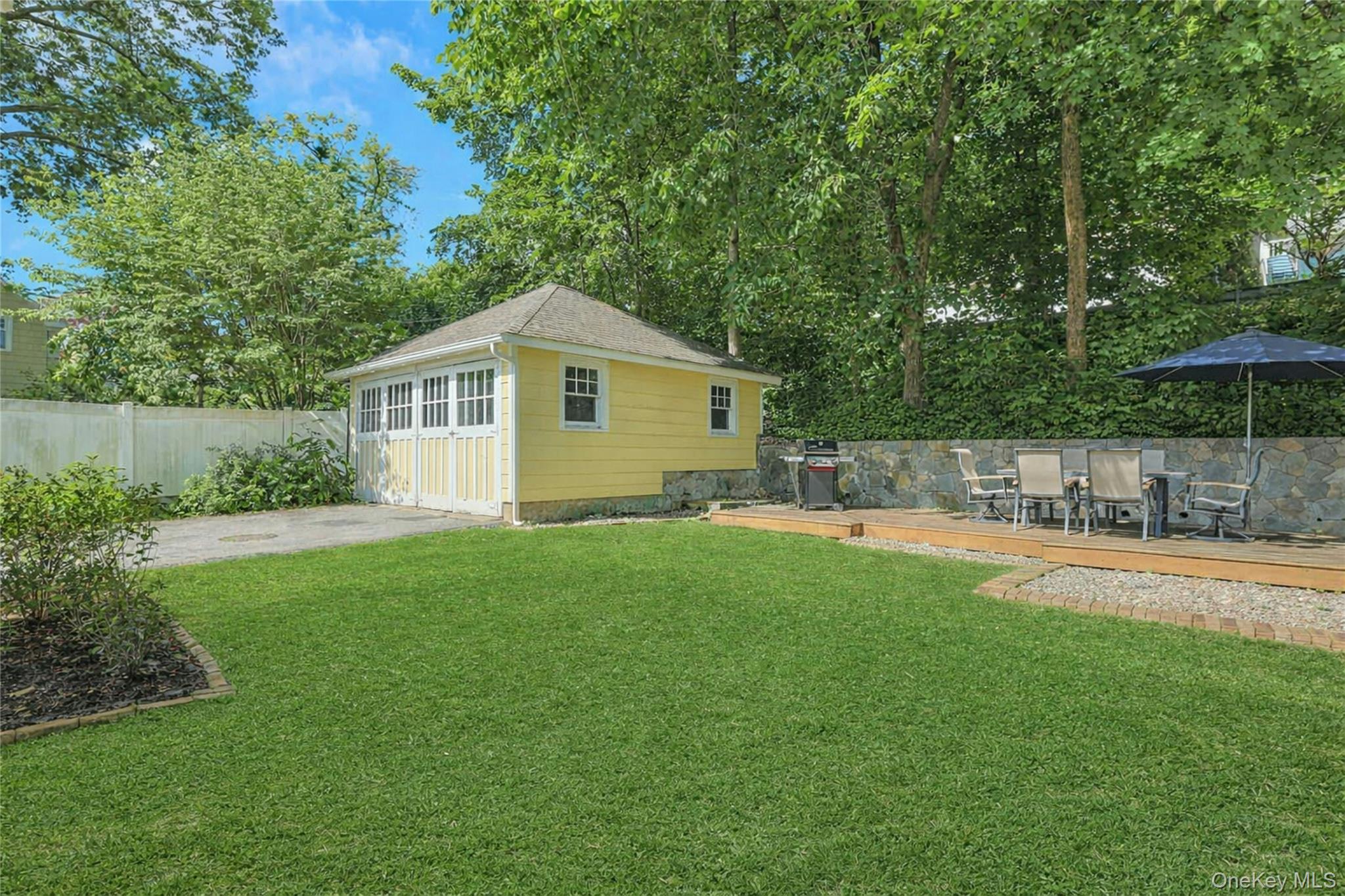 12 North Street Property Photo 21