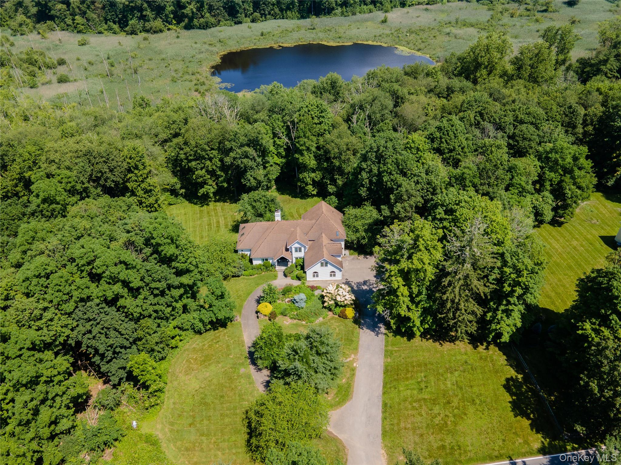 236 Hardscrabble Road Property Photo 1