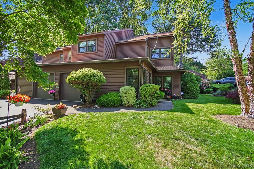 86 Woods Brooke Terrace Property Photo 1
