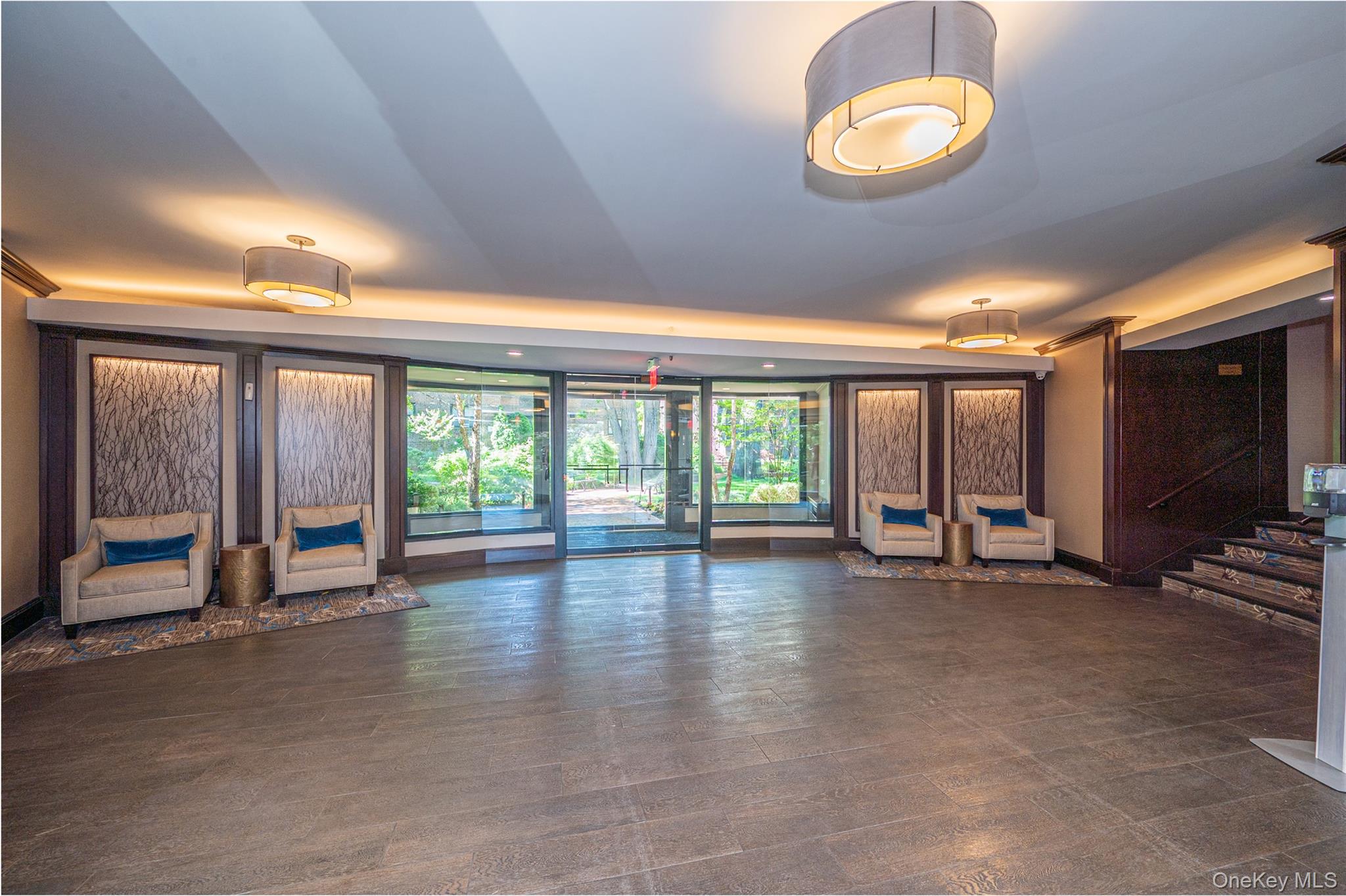 50 Brompton Road Apt 3h Property Photo 4