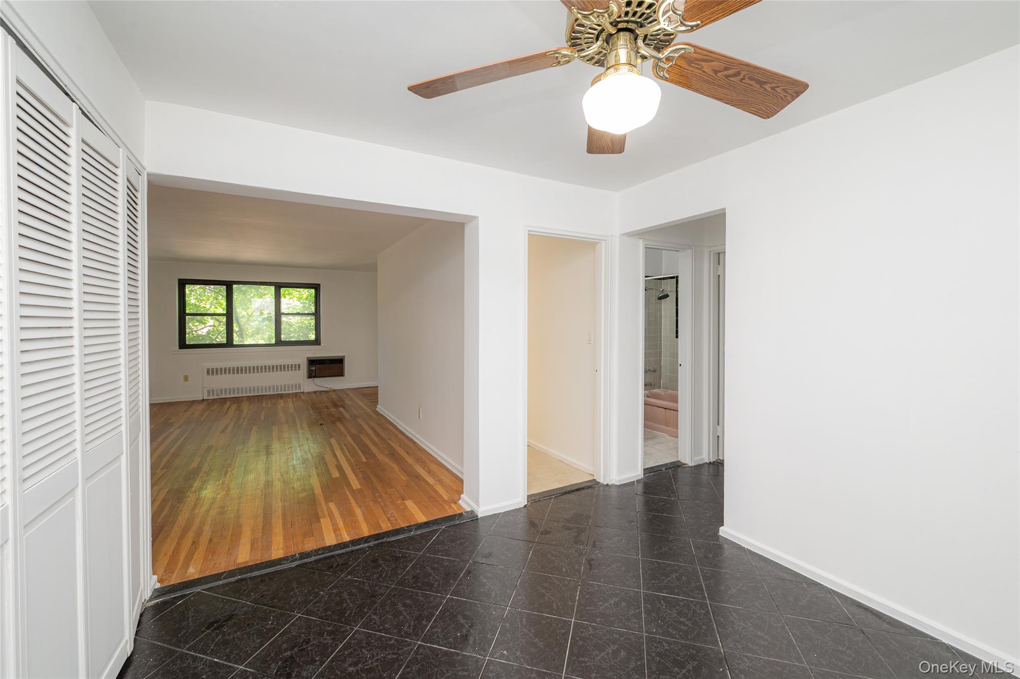 50 Brompton Road Apt 3h Property Photo 8