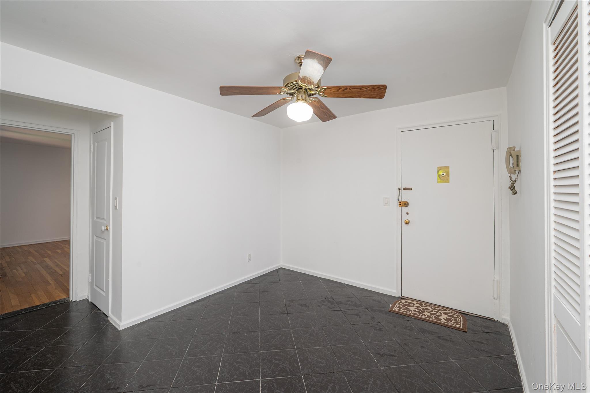 50 Brompton Road Apt 3h Property Photo 9