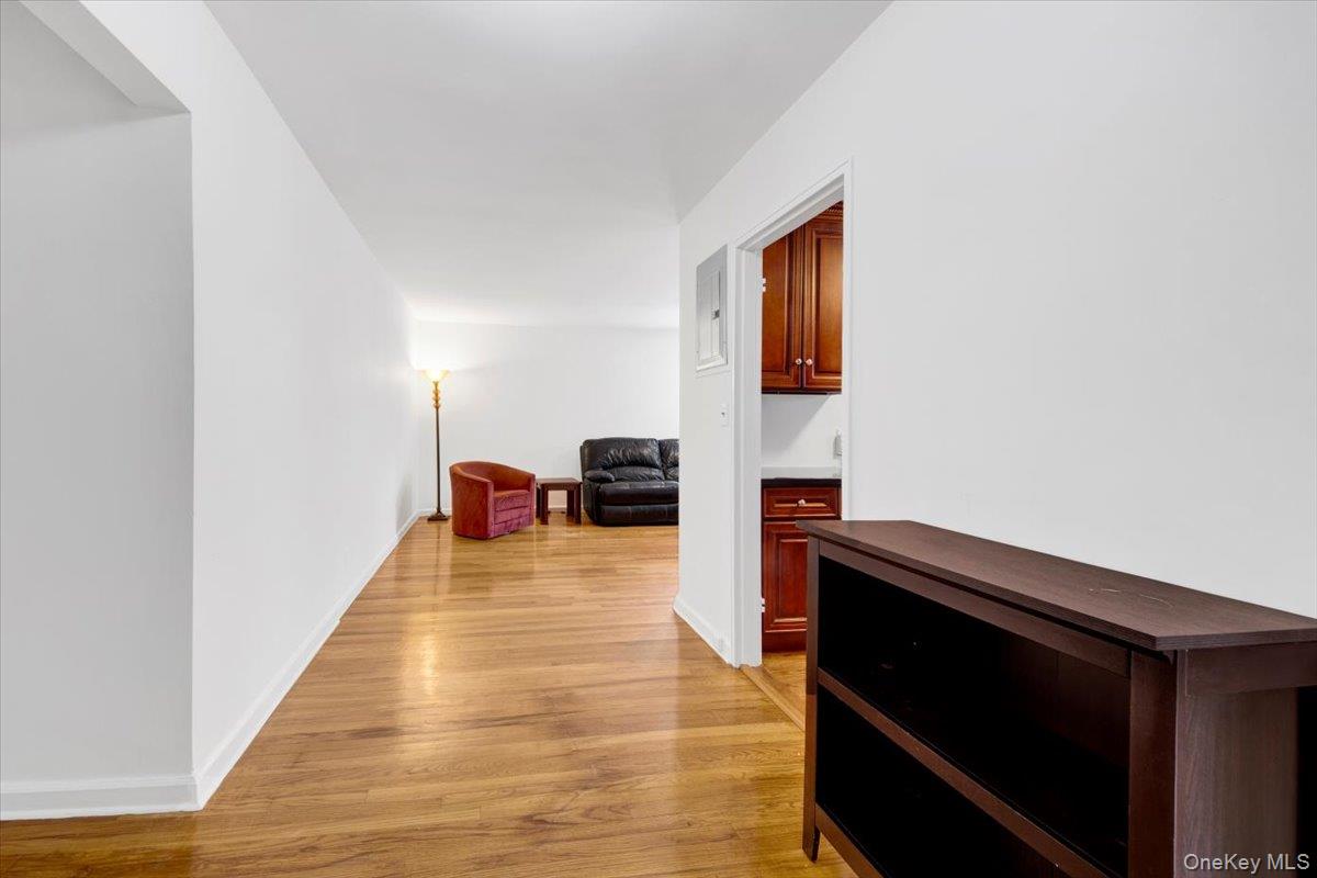 10 South 2f Property Photo 6