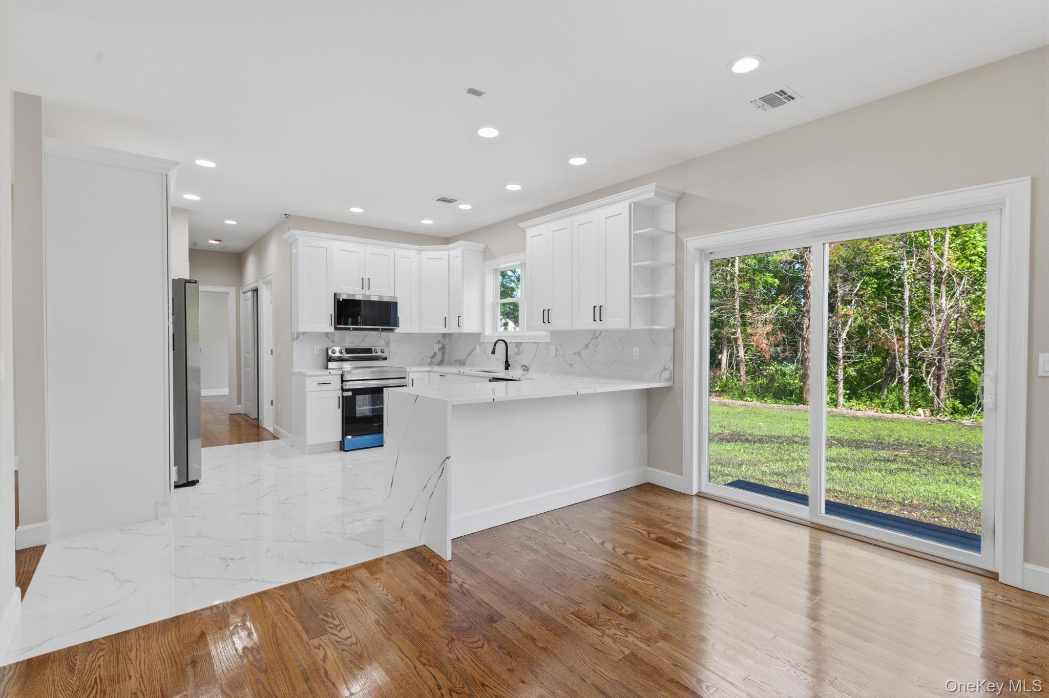 11 Henry Avenue Property Photo 7