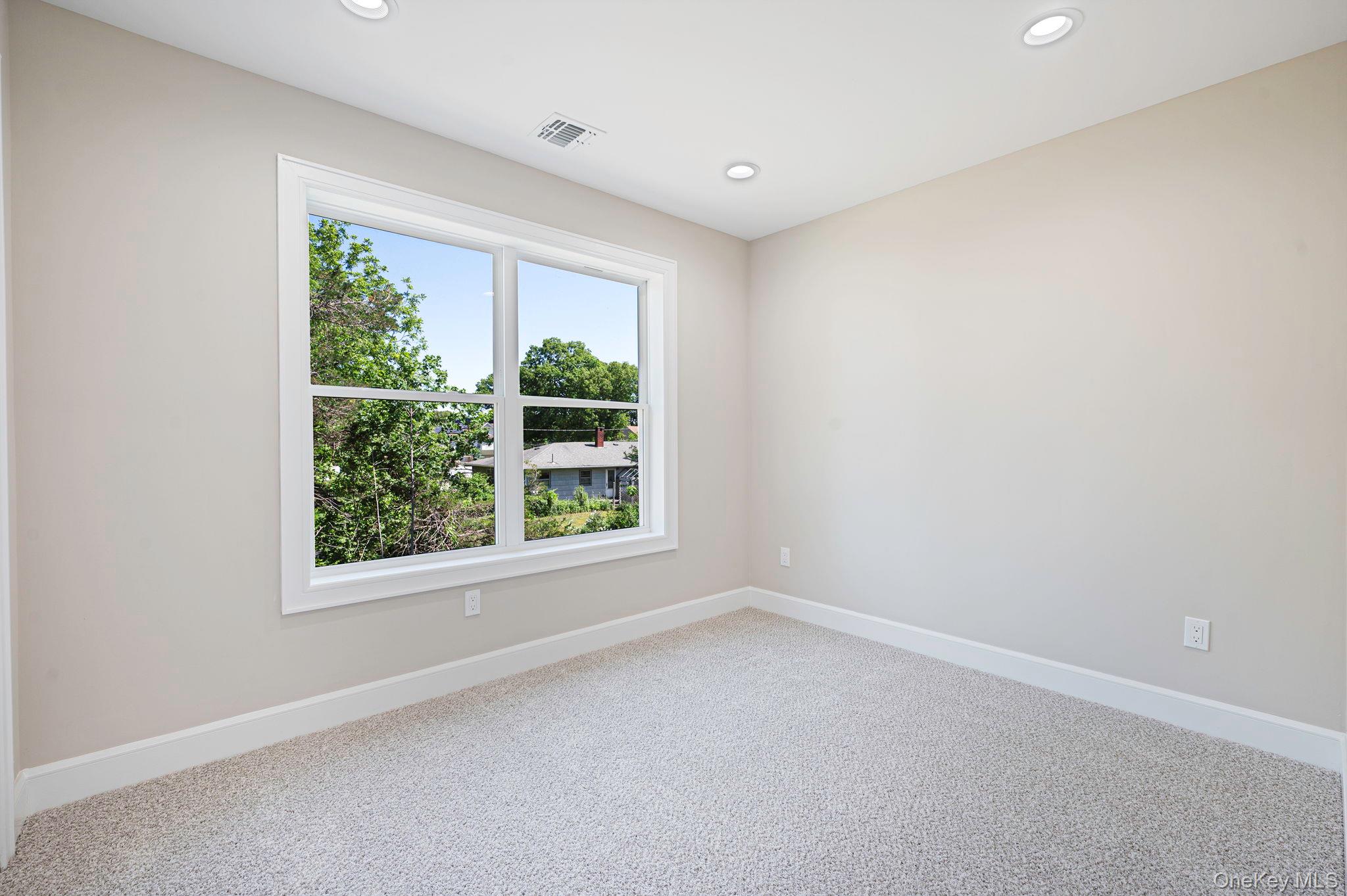 11 Henry Avenue Property Photo 28