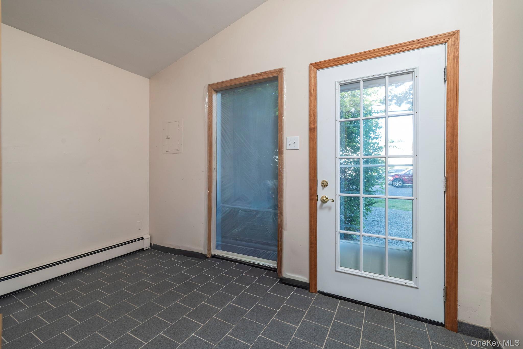 3499 Woodward Avenue Property Photo 15