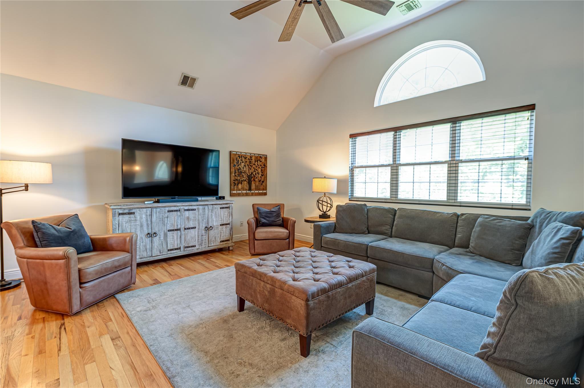 94 Woodhull Road Property Photo 9