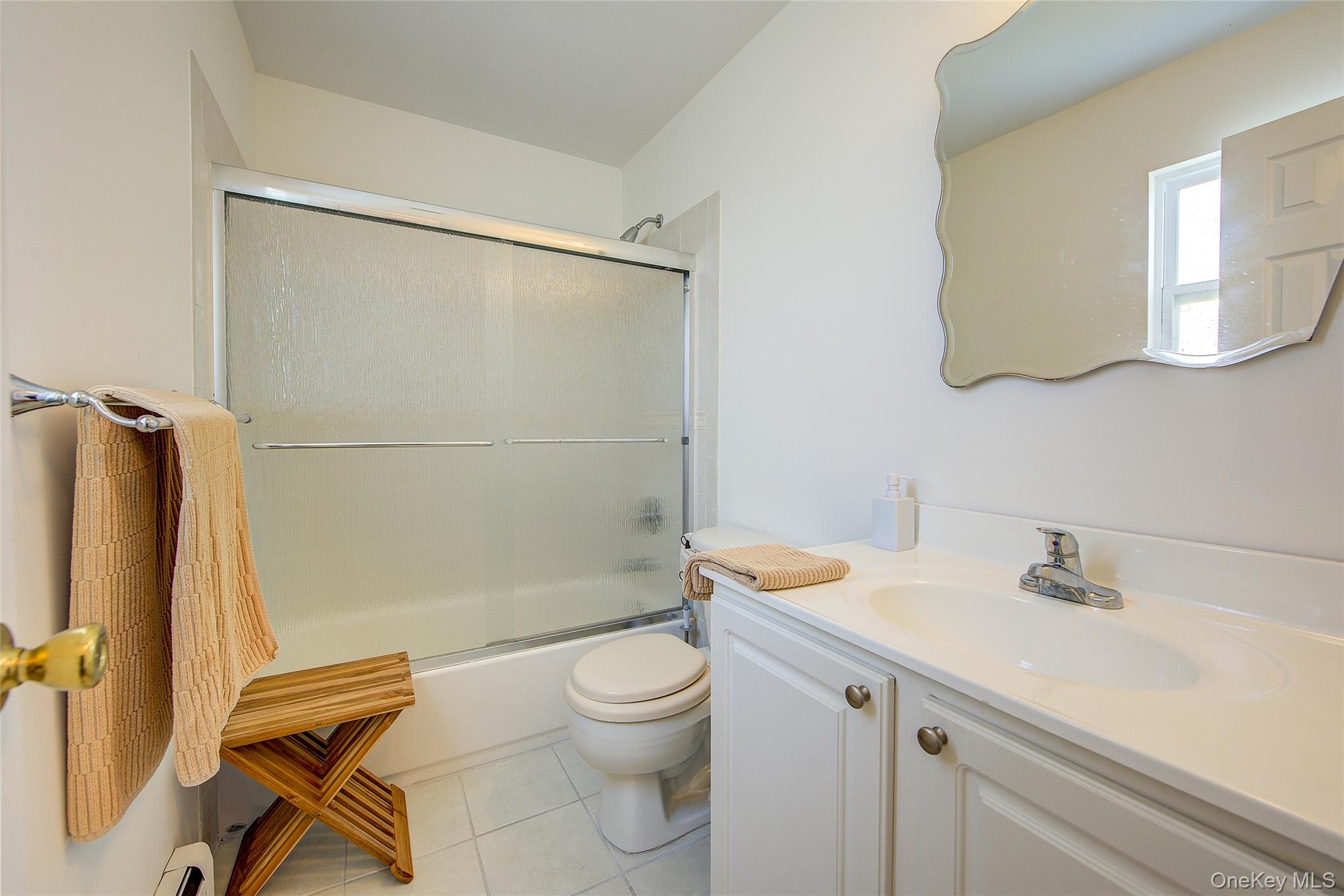 913 Arctic Street Property Photo 8
