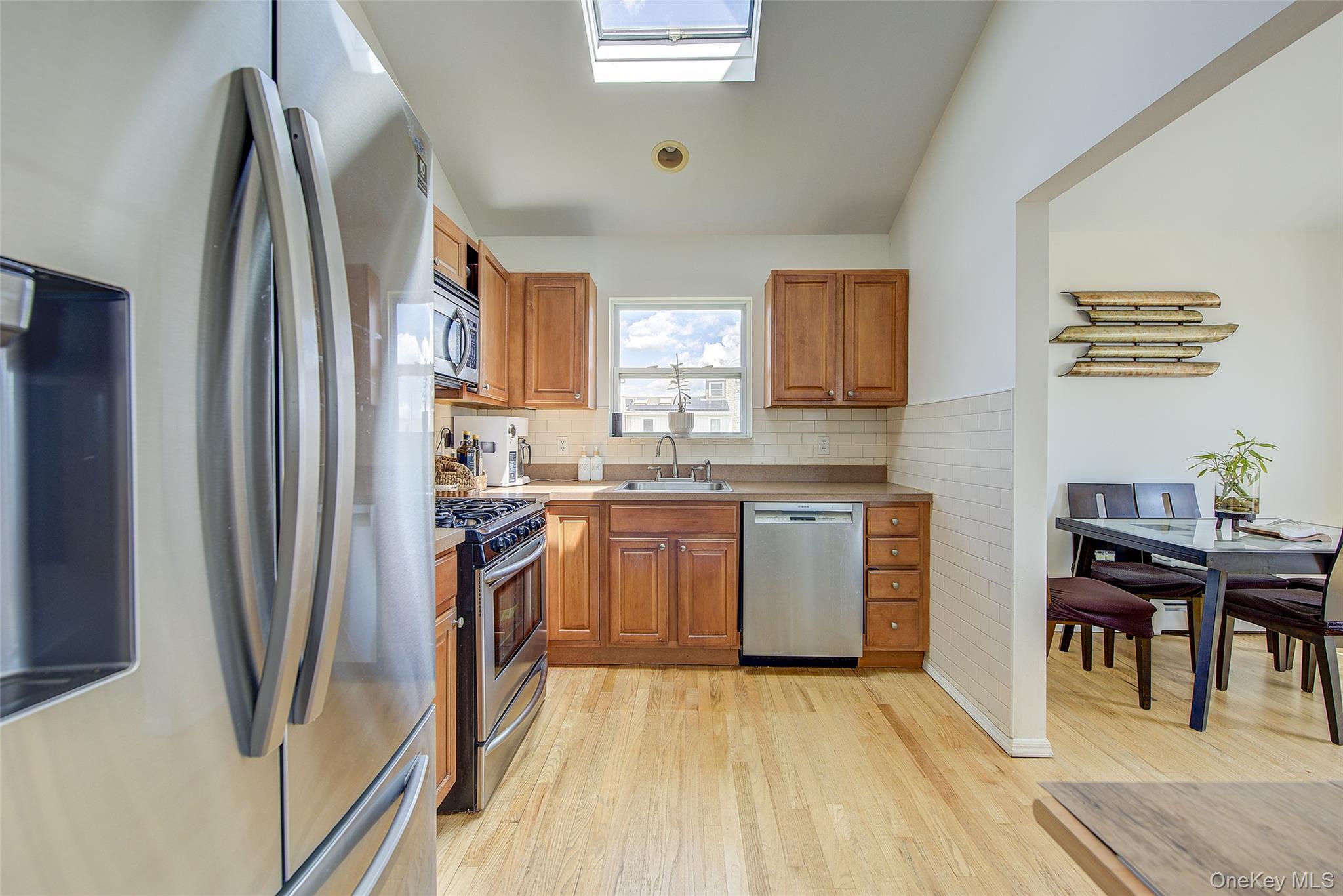 913 Arctic Street Property Photo 13