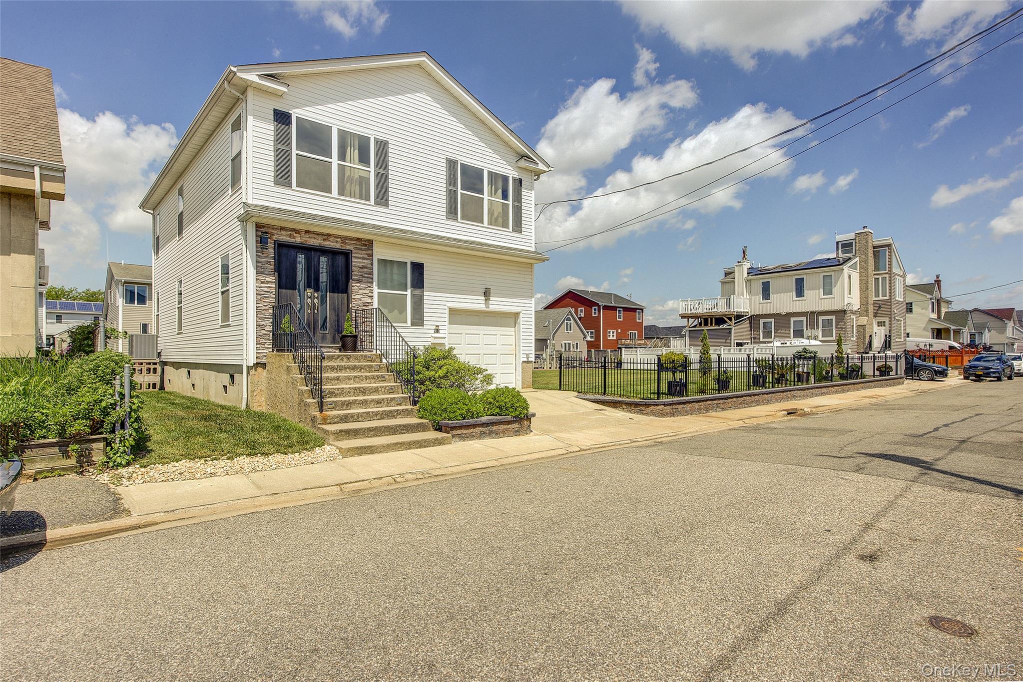 913 Arctic Street Property Photo 43