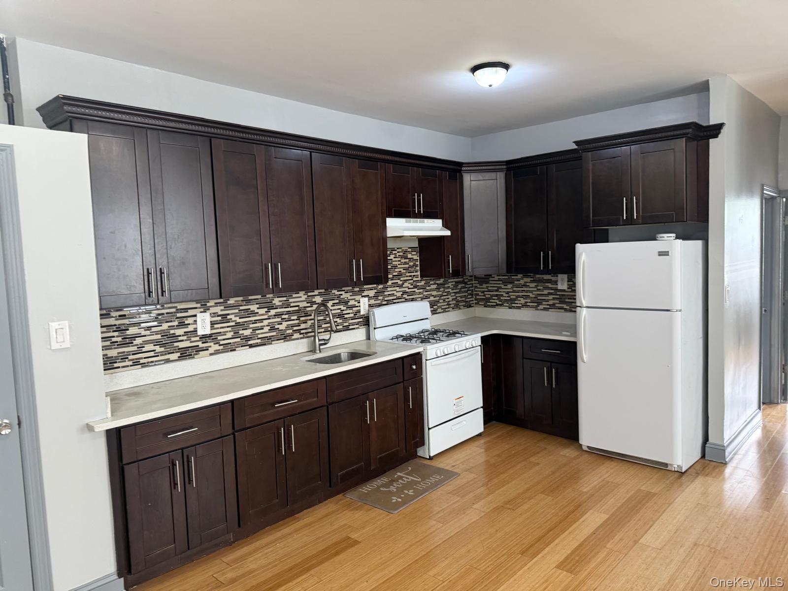320 Atkins Avenue Property Photo 1