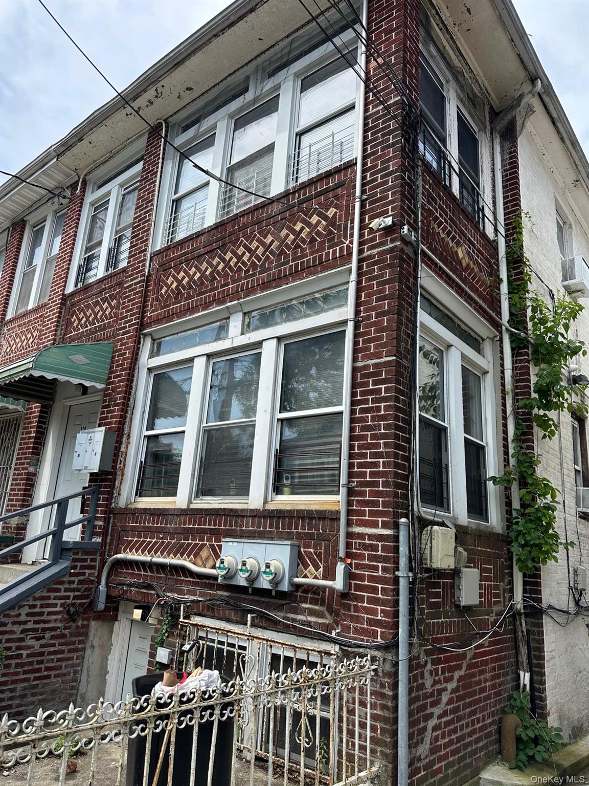 320 Atkins Avenue Property Photo 17