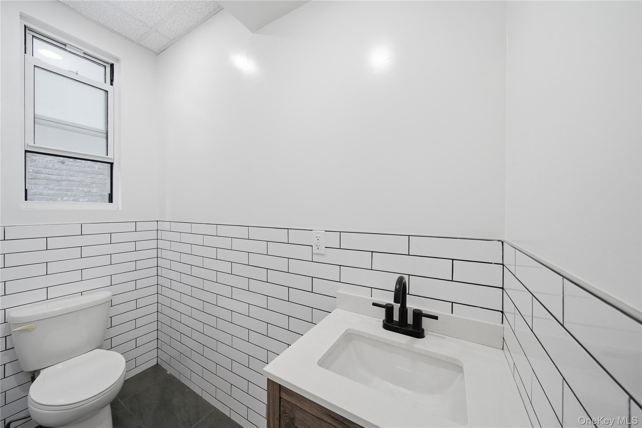 6803 76th Street Property Photo 7