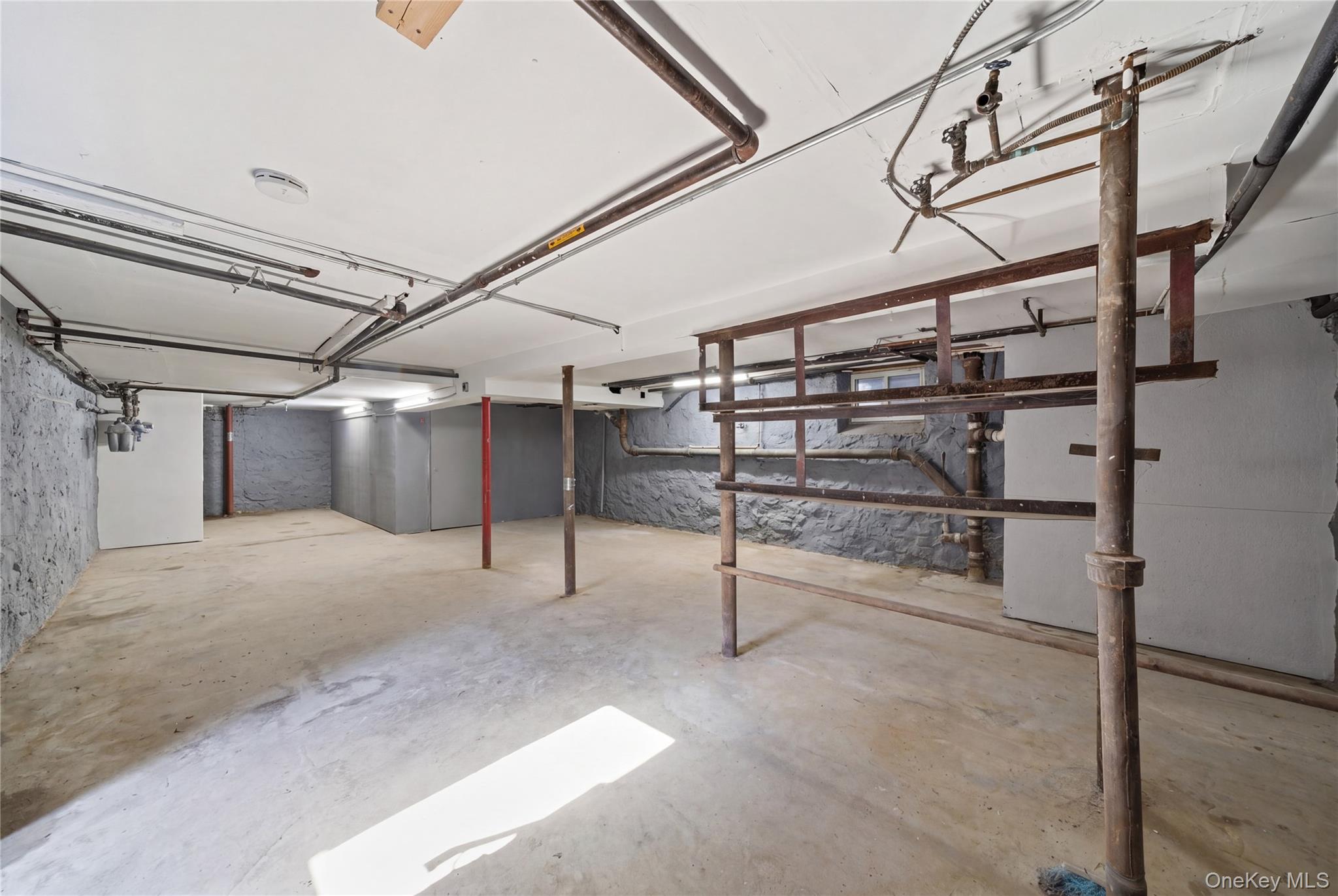 6803 76th Street Property Photo 8