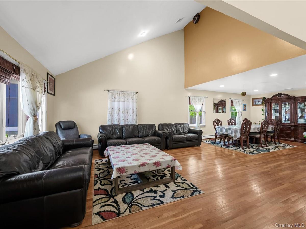 51 Atlantic Avenue Property Photo 4