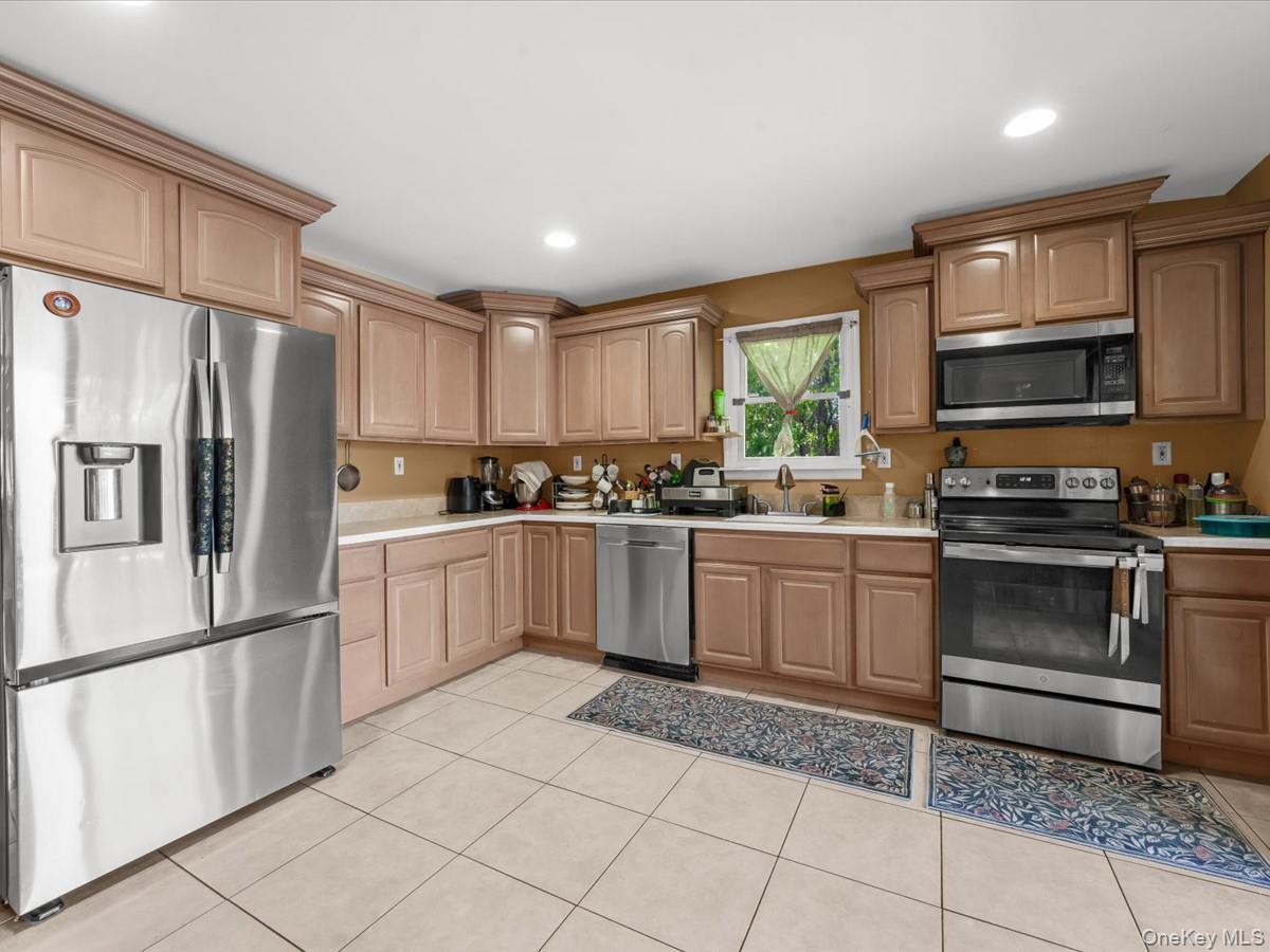 51 Atlantic Avenue Property Photo 9