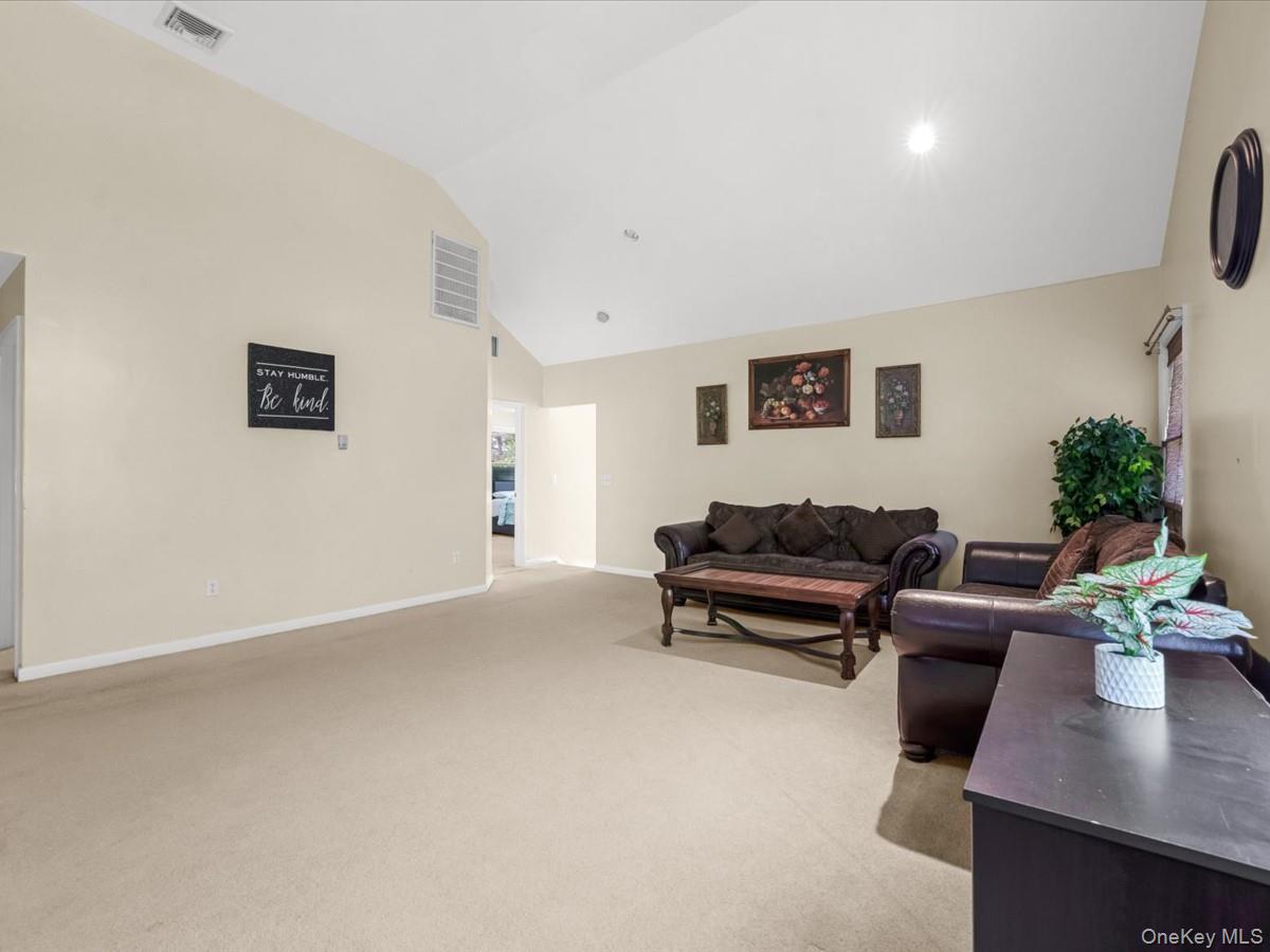 51 Atlantic Avenue Property Photo 21