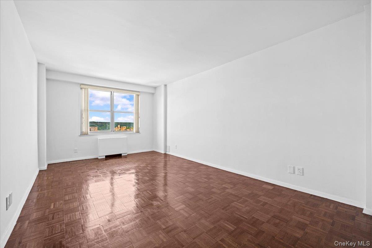 555 Kappock Avenue 21k Property Photo 10