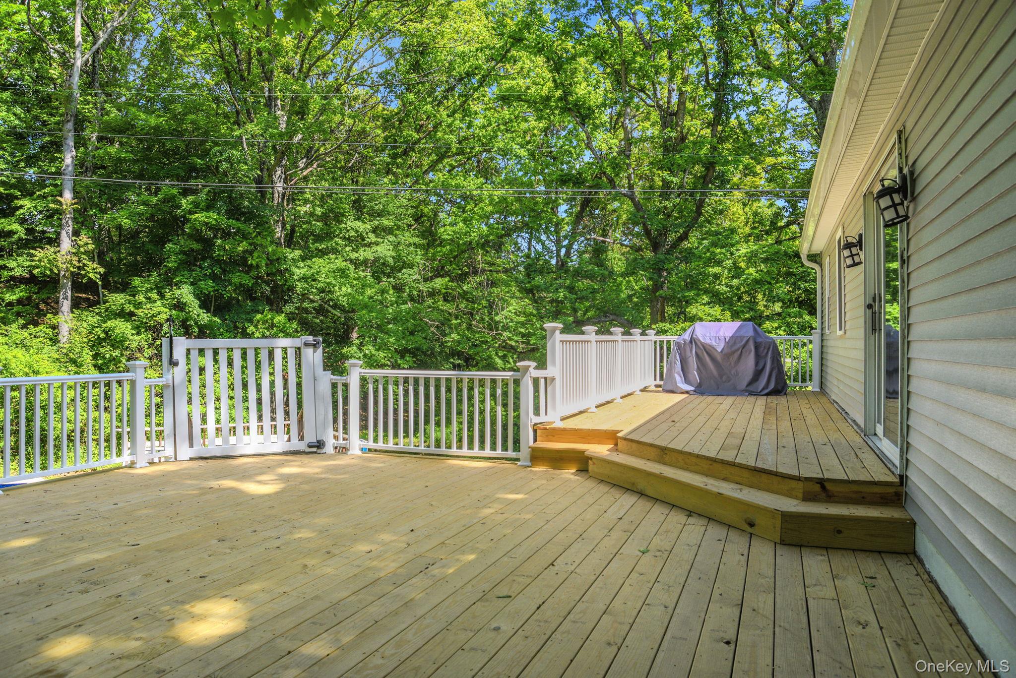 287 Norton Road Property Photo 6