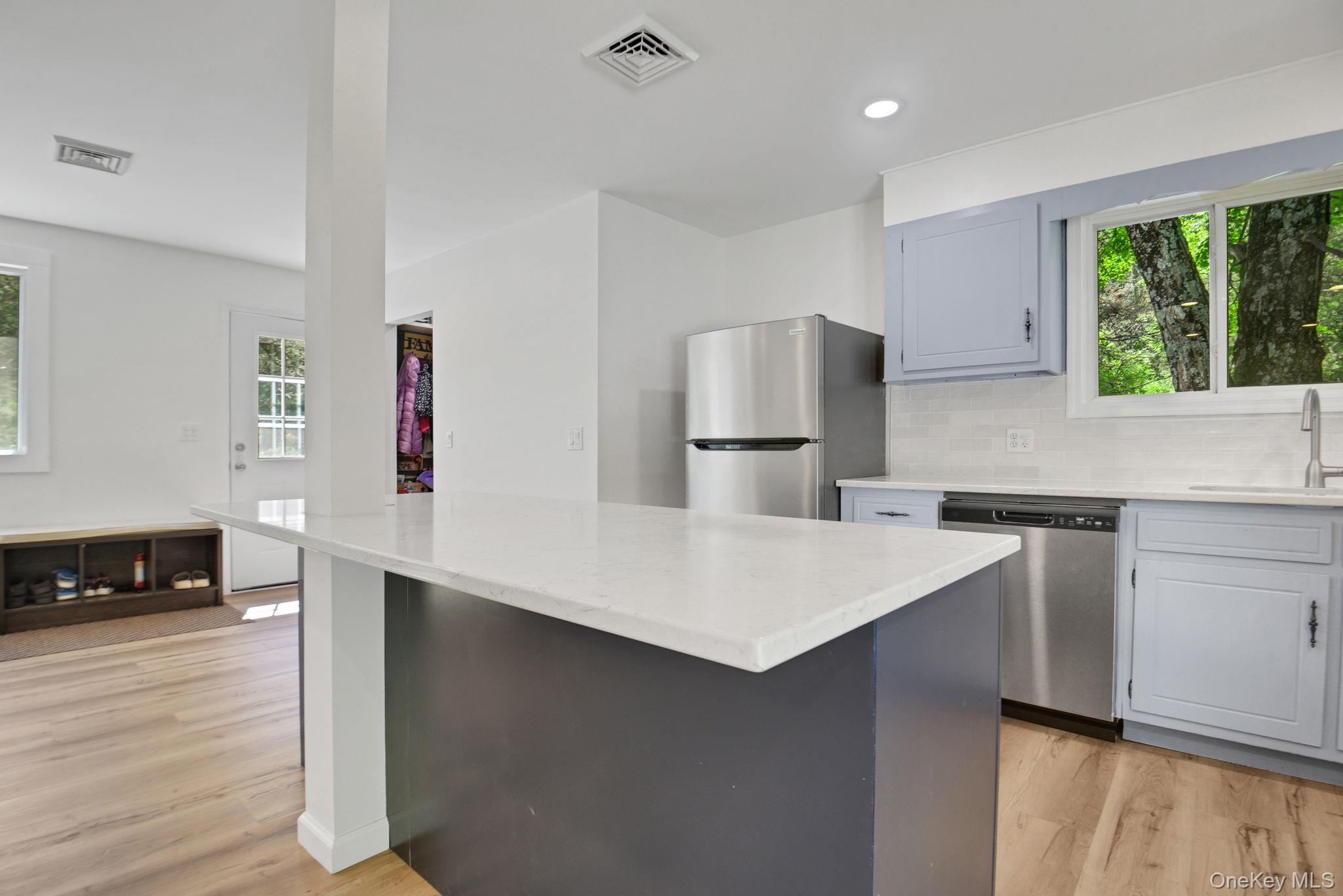 287 Norton Road Property Photo 11
