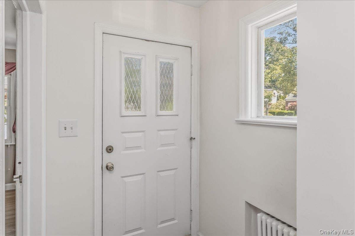 588 Adams Avenue Property Photo 4