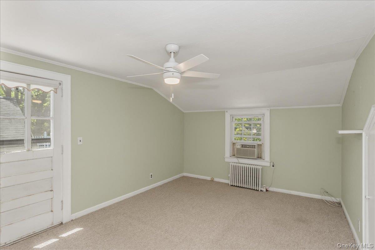 588 Adams Avenue Property Photo 15