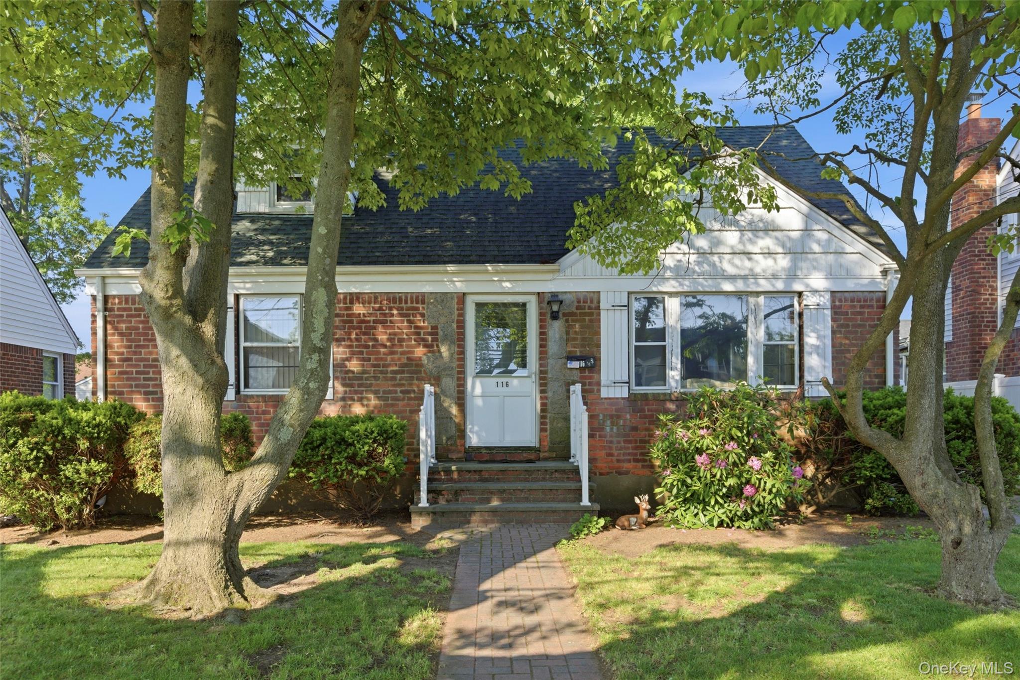 116 Prague Street Property Photo 1