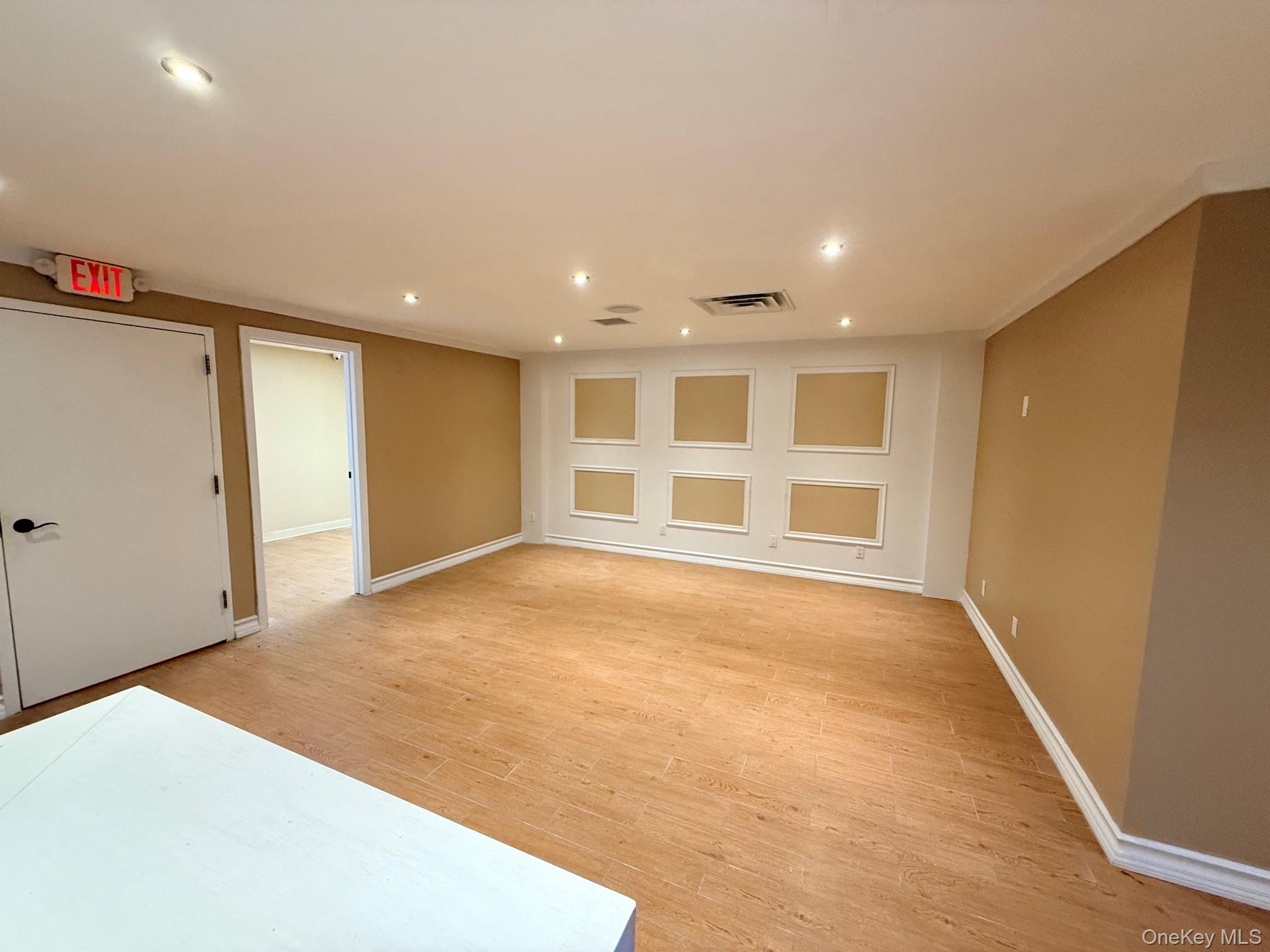 30 Main Street 1 Property Photo 4