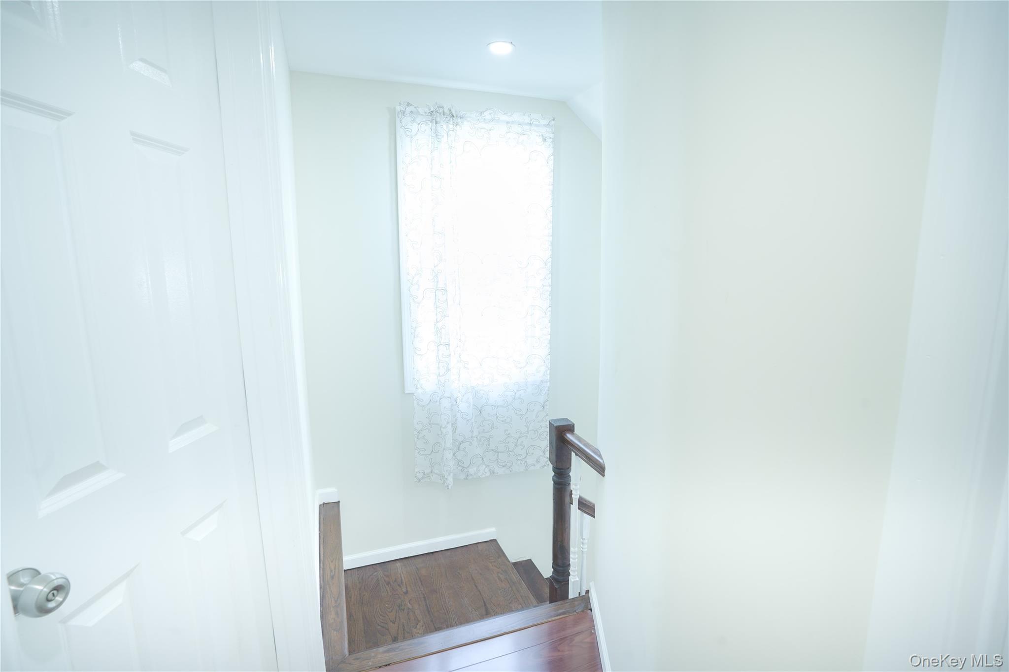 144 Carleton Avenue Property Photo 16