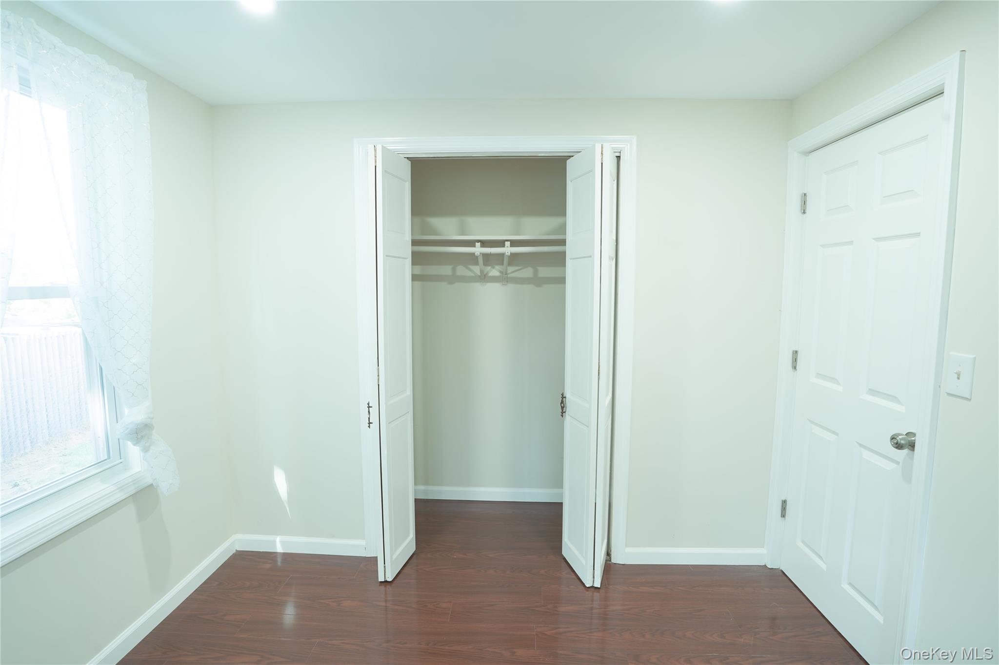 144 Carleton Avenue Property Photo 22
