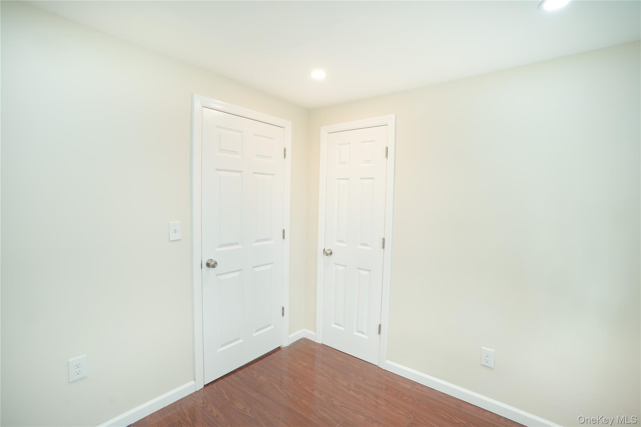 144 Carleton Avenue Property Photo 24