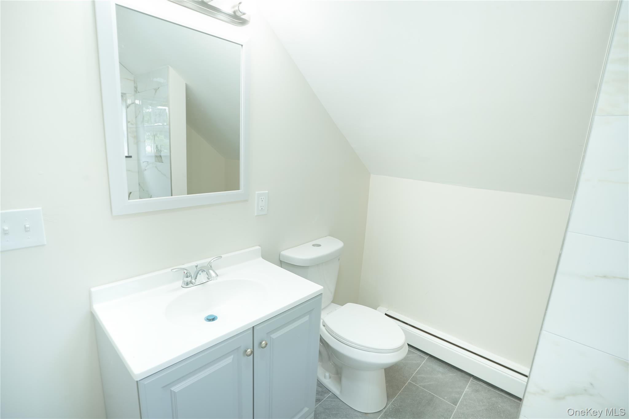 144 Carleton Avenue Property Photo 29