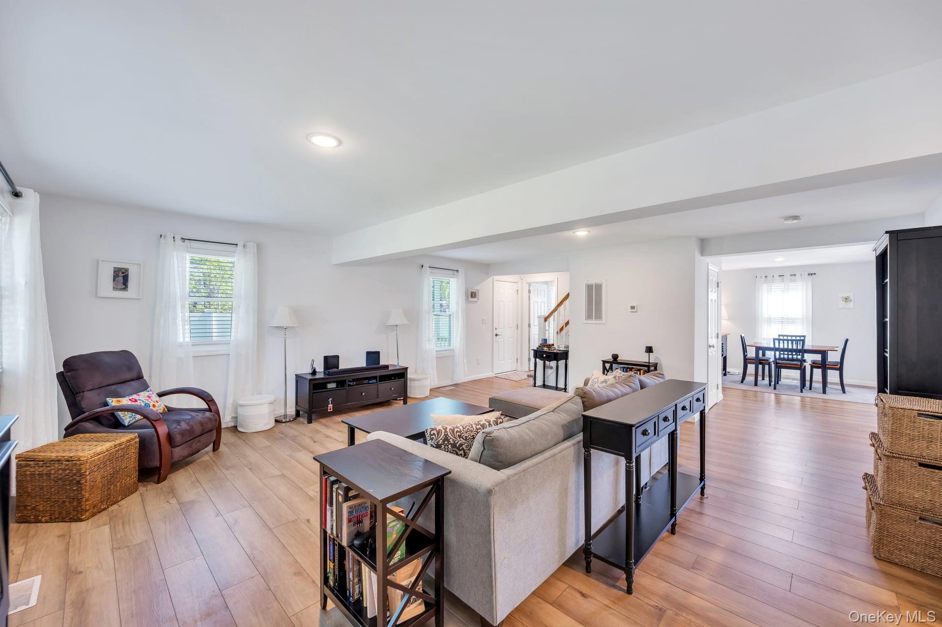 5 Hawkins Avenue Property Photo 7